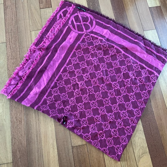 Henri Bendel Monogram Colorblock Scarf - Picture 9 of 14